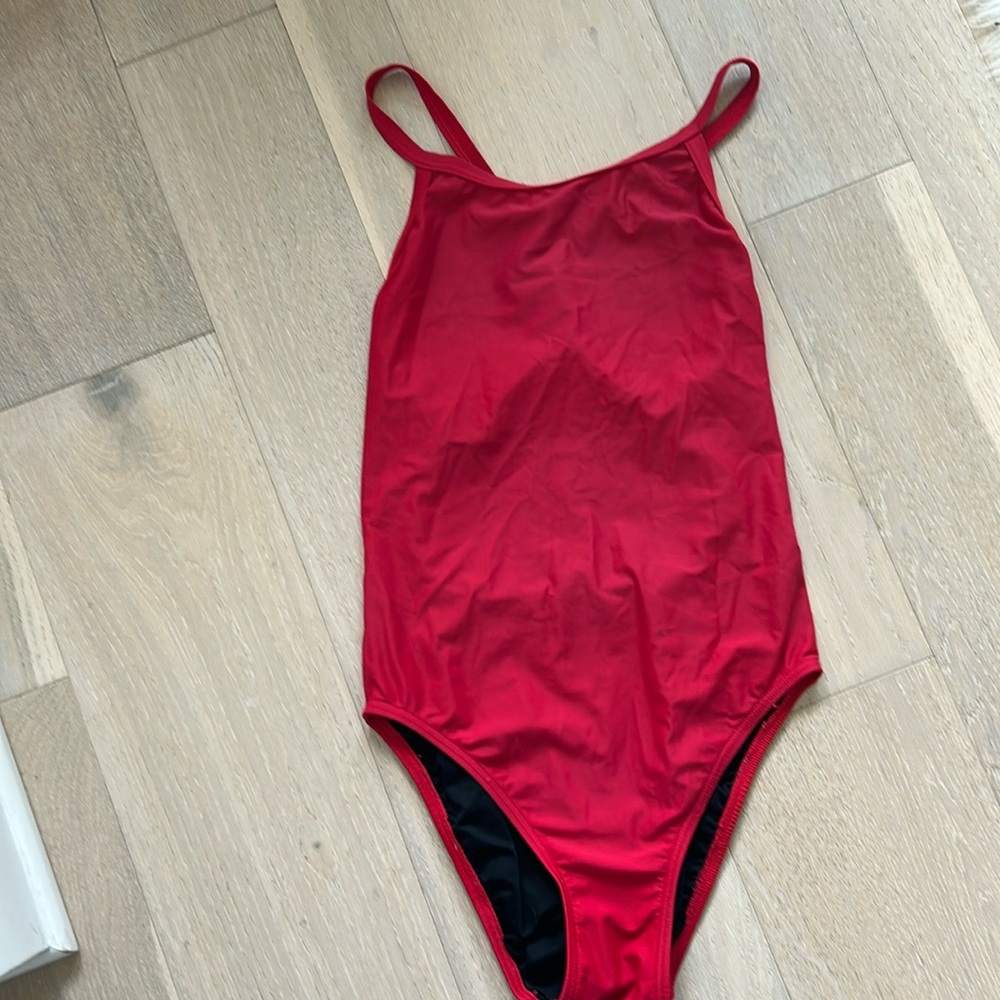 TYR Solid Diamondfit Swimsuit Womens Size 34 Red